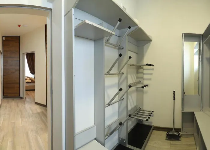 Medianikoff 木屋 *